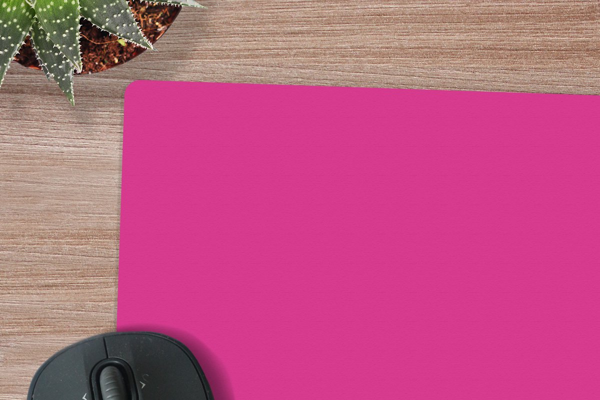 Muismat xxl - Mousepad - Fuchsia - Effen - Gaming muismat - Grote muismat - 80x60 cm - Bureau onderlegger