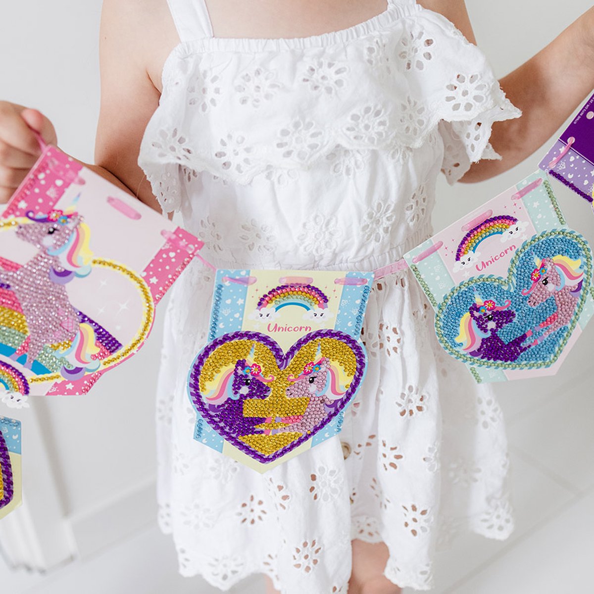 Totum Unicorn knutselkoffer 2-in-1 knutselset armbandjes maken en diamond painting - creatief speelgoed meisjes vanaf 5 jaar cadeau tip knutselen sieradenpakket — afbeelding 18