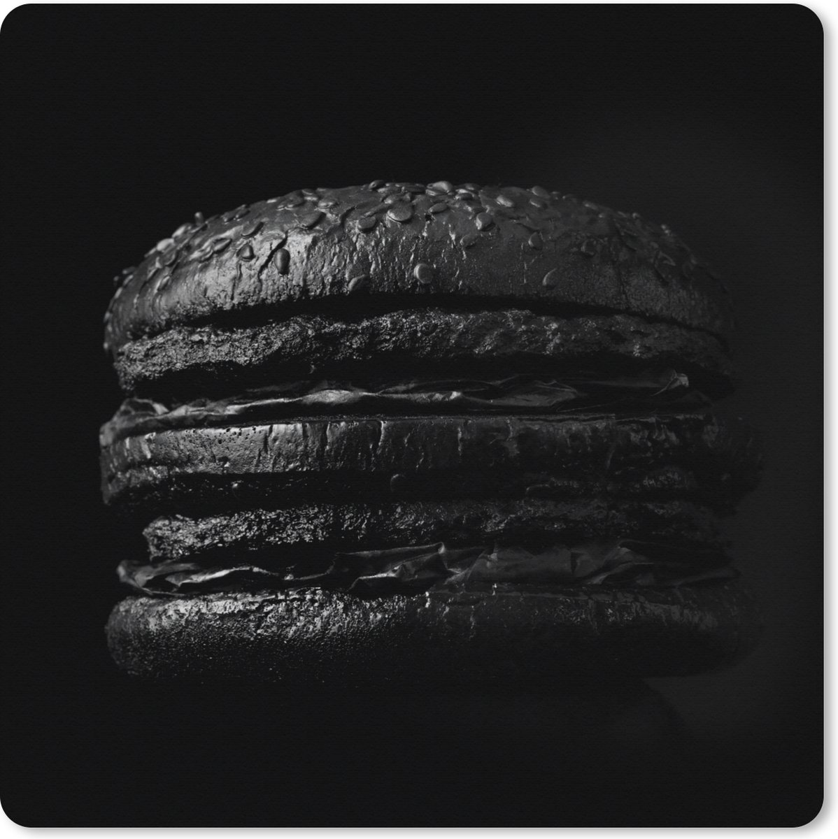 Muismat XXL 60x60 cm - Bureau onderlegger - Bureau mat Hamburger op een zwarte achtergrond in zwart-wit - Bureaumat - Gaming mousepad xl - Bureaulegger groot - Computer deskmat