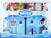 Ariko Poppenhuis My New Home Snow and Ice Series - Medium - Muziek en Licht show - inclusief tuinmap en keuken en slaapkamermeubels - inclusief 2 x AA batterijen