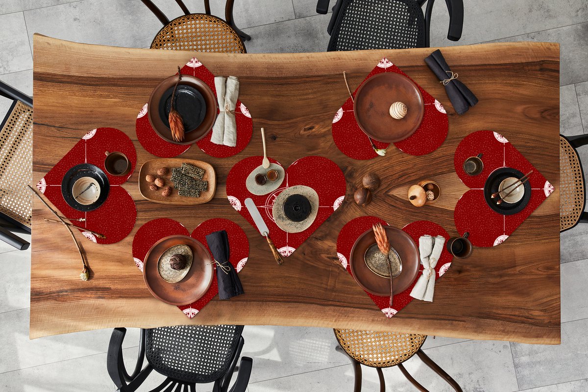 Onderleggers - Placemats - Placemats hartje - Kompas - Reizen - Patronen - 8 stuks