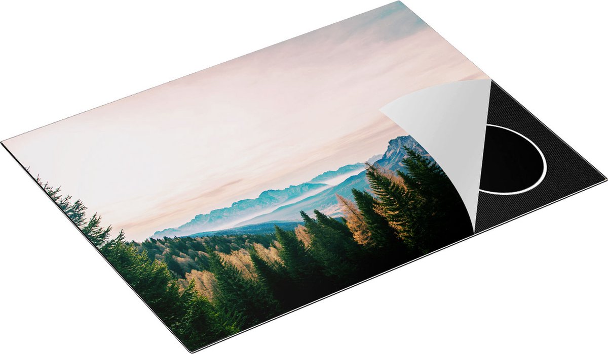 Chefcare Inductie Beschermer Bos met Bomen bij Bergen Landschap - 70x50 cm - Afdekplaat Inductie - Kookplaat Beschermer - Inductie Mat