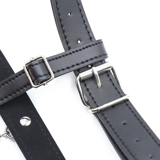 Jamais ennuyeux - Harnais en cuir PU avec ceinture