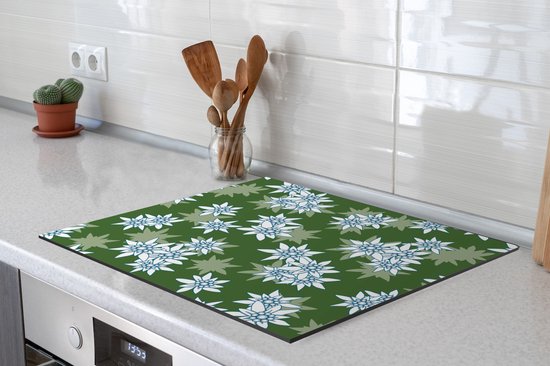 KitchenYeah® Inductie beschermer 57.6x51.6 cm - Edelweiss - Groen - Bloemen - Patronen - Kookplaataccessoires - Afdekplaat voor kookplaat - Inductiebeschermer - Inductiemat - Inductieplaat mat