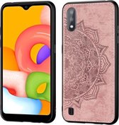 Voor Galaxy A01 Mandala reliëf stoffen hoes PC + TPU mobiele telefoonhoes met magnetische functie en draagriem (roségoud)