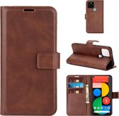 Voor Google Pixel 5 Retro Kalfspatroon Gesp Horizontale Flip Leren Case met Houder & Kaartsleuven & Portemonnee (Donkerbruin)