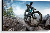 Canvas  - Mountainbiker op Rots - 90x60cm Foto op Canvas Schilderij (Wanddecoratie op Canvas)