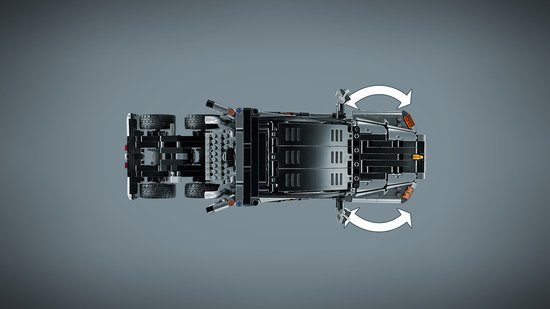 Bovenaanzicht van een LEGO Technic Mack Anthem speelgoed vrachtwagen met zichtbare aandrijflijn.