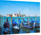 Gondels afgemeerd voor het San Marcoplein in Venetië - Foto op Plexiglas - 90 x 60 cm
