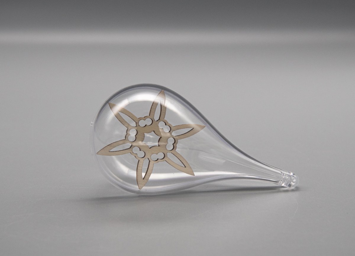 Goedkoopste Plastic transparante Waterdruppel 11cm met houten ster (25 stuks