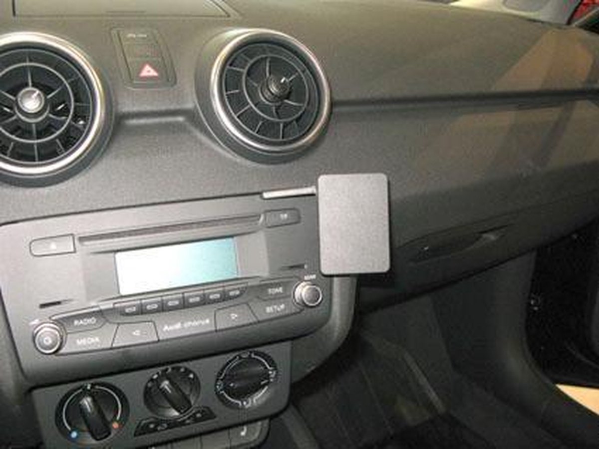 Brodit 854756 ProClip voor de Audi A1 2012 - Angled Mount