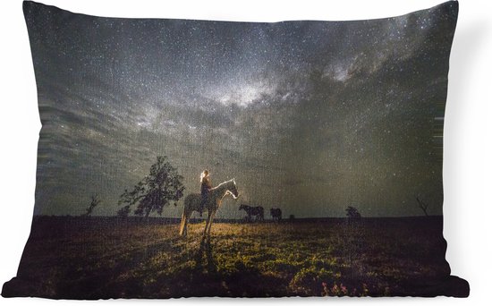Sierkussens - Kussen - Vrouw op een paard onder de Melkweg - 60x40 cm - Kussen van katoen
