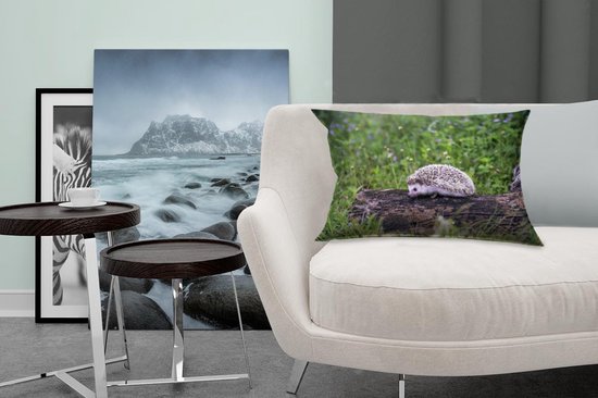 Sierkussen Hérisson pour l'intérieur - Hérisson sur souche d'arbre - 50x30 cm - Coussin intérieur rectangulaire en coton