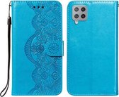 Voor Samsung Galaxy F62 / M62 Flower Vine Embossing Pattern Horizontale Flip Leather Case met Card Slot & Holder & Wallet & Lanyard (Blue)