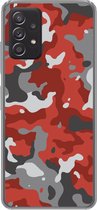Geschikt voor Samsung Galaxy A53 5G hoesje - Rood met grijs camouflage patroon - Siliconen Telefoonhoesje