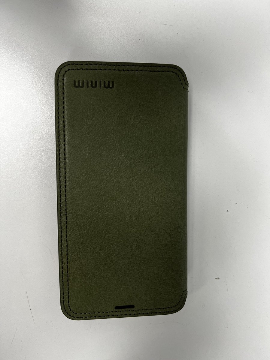 MINIM premium leather BOOKCASE Apple iPhone 11 Pro Max groen