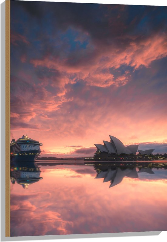 WallClassics - Hout - Sydney Opera House met Zonsondergang - 60x90 cm - 12 mm dik - Foto op Hout (Met Ophangsysteem)