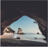 WallClassics - Poster Glossy – Cave at the Sea - 50x50 cm Photo sur Papier Poster avec Finition Brillante