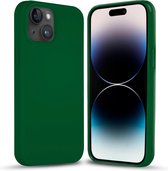 Coverzs Solid silicone case geschikt voor Apple iPhone 14 (groen) - iPhone 14 hoesje groen - iPhone 14 case geschikt voor Apple - Luxe siliconen hoesje met 3-laags bescherming
