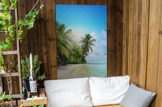 Tuinposter 80x120 cm - Tuindecoratie Zee - Palmboom - Strand - Tropisch - Blauw - Groen - Poster voor in de tuin - Buiten decoratie - Schutting tuinschilderij - Tuindoek muurdecoratie - Wanddecoratie balkondoek