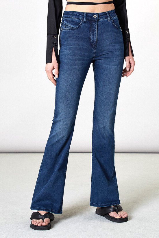 Patrizia Pepe jeans met uitlopende flairpijp en logo op achterzakken diep  Blauw Maat : 28 | bol.com