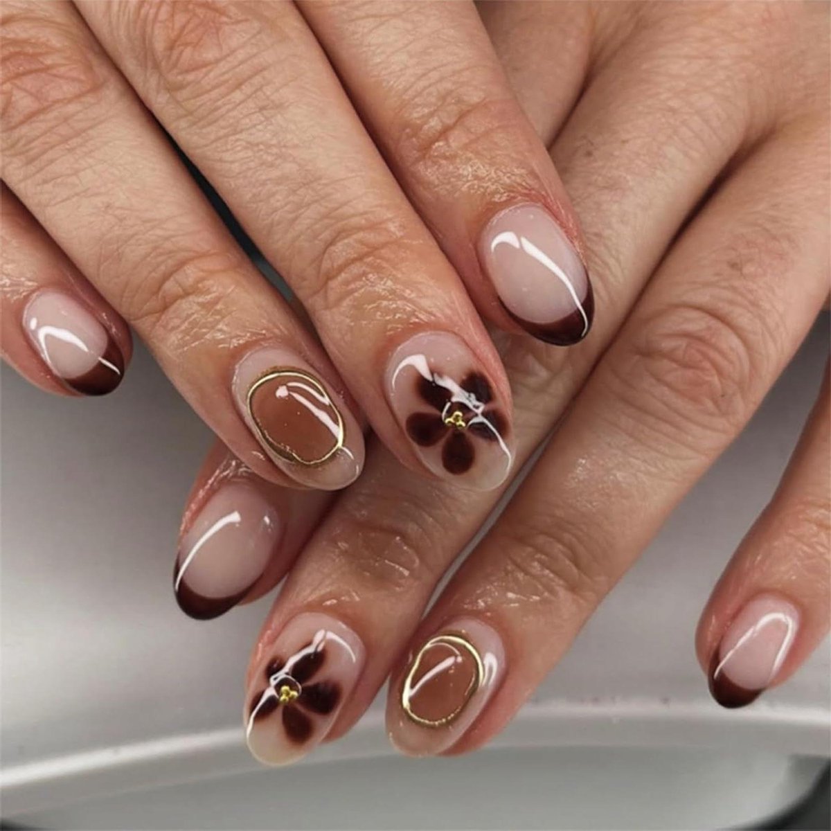 24 Stuks Rode Bloemen Kunstnagels - DIY Manicure Set voor Vrouwen