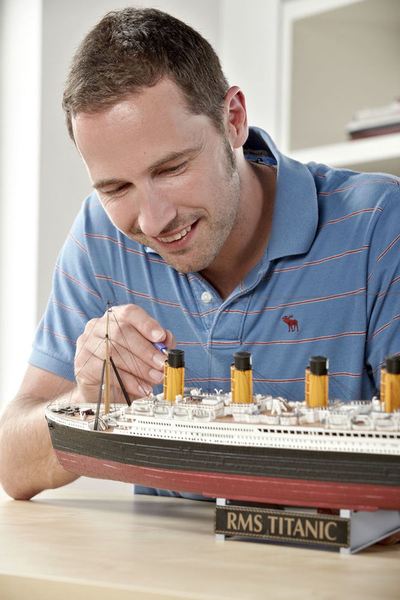 Revell Modelbouwpakket Schepen - 05715 Gift-Set 100 Years Titanic - 1:400 — afbeelding 14