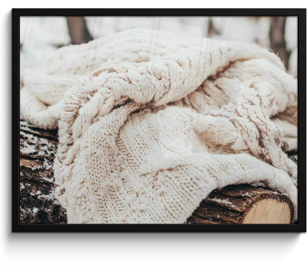 FrameYourWall Poster in lijst - Fotolijst 70x50 cm - Posters - Deken - Wit - Boomstronk - Winter - Sneeuw - Posterlijst zwart - Decoratie - Wanddecoratie woonkamer - Muurdecoratie slaapkamer