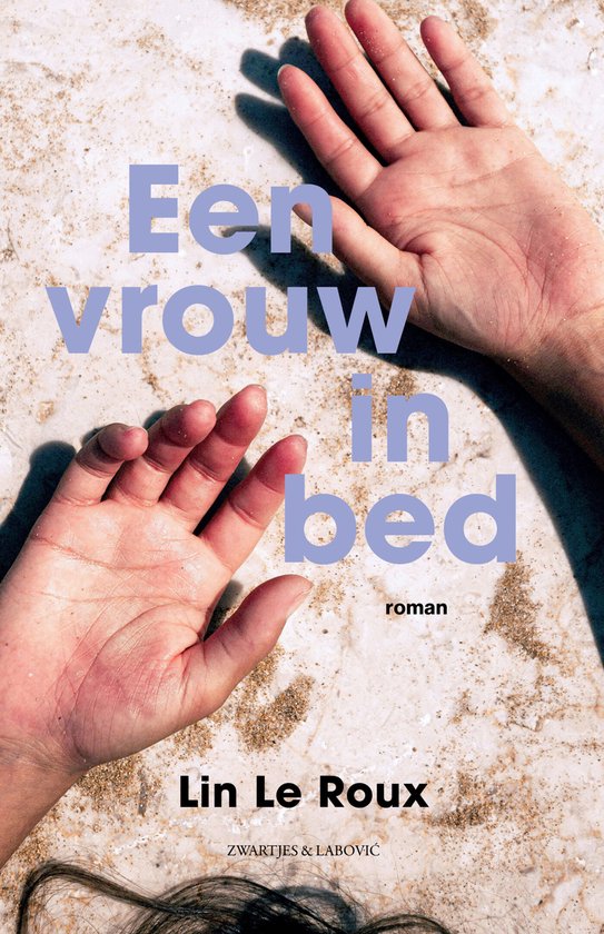 Een vrouw in bed - cover