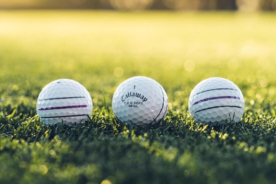 Zachte golfballen met hoge balvlucht en lange afstand van Merkloos — afbeelding 5