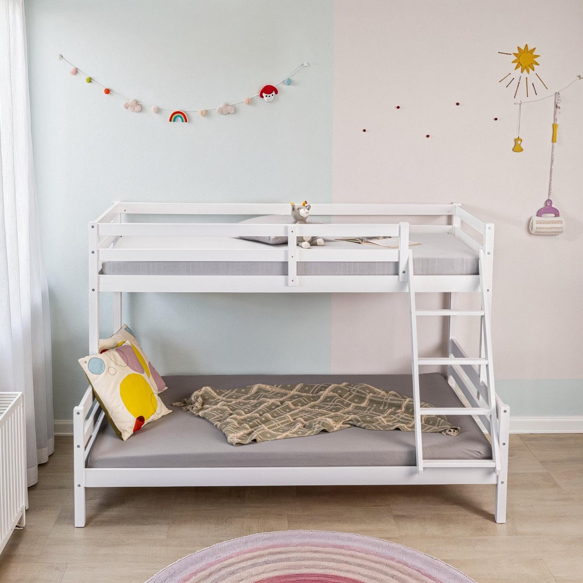 Interlink SAS interlink - trio hoogslaper " sleepy cloud" in wit massief grenen met lattenbodems