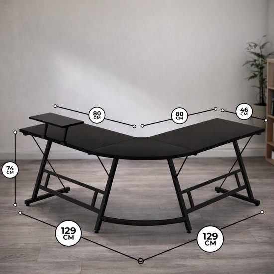Zwart L-vormig bureau met afmetingen 129x129x74 cm, met monitorstandaard van 46 cm.
