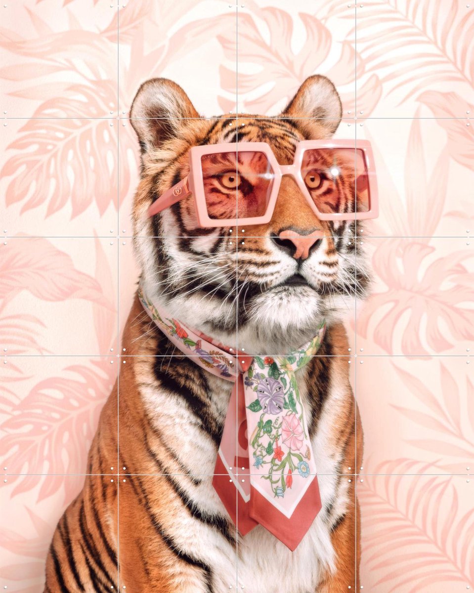 IXXI Fashion Tiger, Paul Fuentes - 80 x 100 cm - Gratis ophangtool - Grote wanddecoratie en posters - Illustraties, Speels, Pop art, Kleurrijk