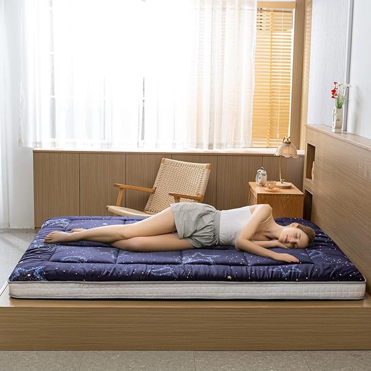 Opvouwbare Futon Matras 90 x 190 cm – Extra Dikke Japanse Tatami Vloermat, Gewatteerde Matrasoplegger, Ademend Traagschuim Logeerbed, Verrijdbaar – Pauwhome