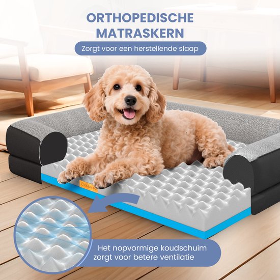 Orthopedische matras kern met noppenkoudschuim voor betere ventilatie, met een hond op het bed.