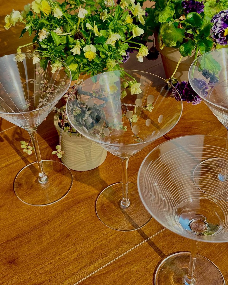 Set van 4 Luxe Handgeblazen Kristallen Cocktailglazen voor Martini en Mixdrankjes — cadeau in Kookcadeaus - foto 5