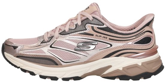 Roze Skechers sneaker met zilveren en zwarte accenten, veters en opvallende zool.