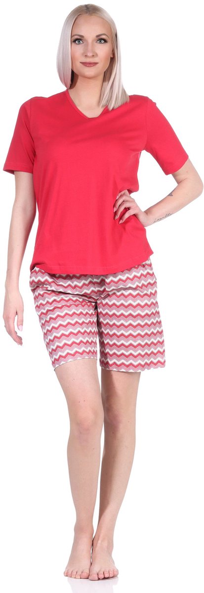 Normann Shorty damespyjama met V-hals en short met motief in felle kleuren rot