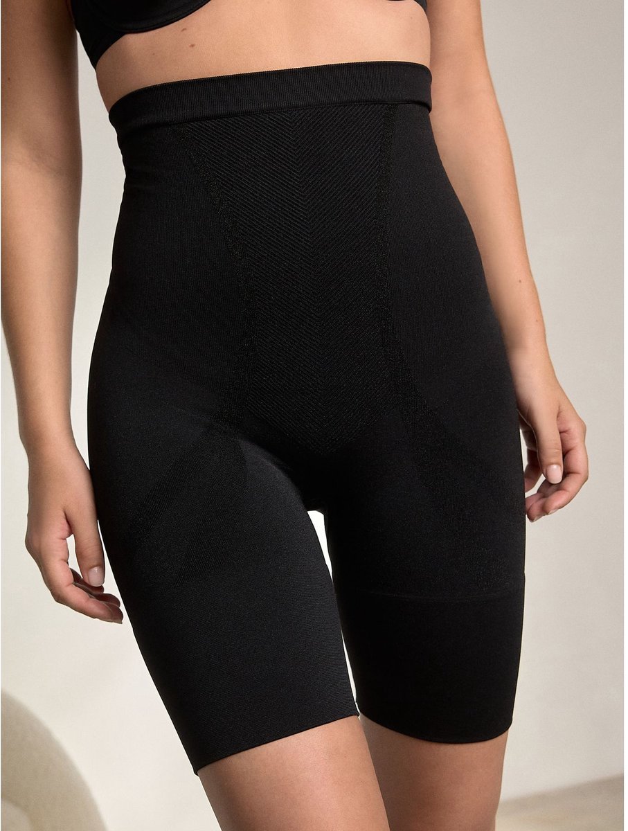 Next Dames - Naadloze, sterk buikcorrigerende, vormende slip met gladde stof - Zwart Black