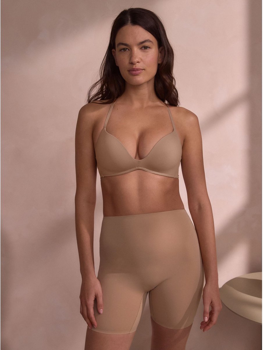Next Dames - Vormgevende short met lage rug en buikcorrectie - Zwart Nude