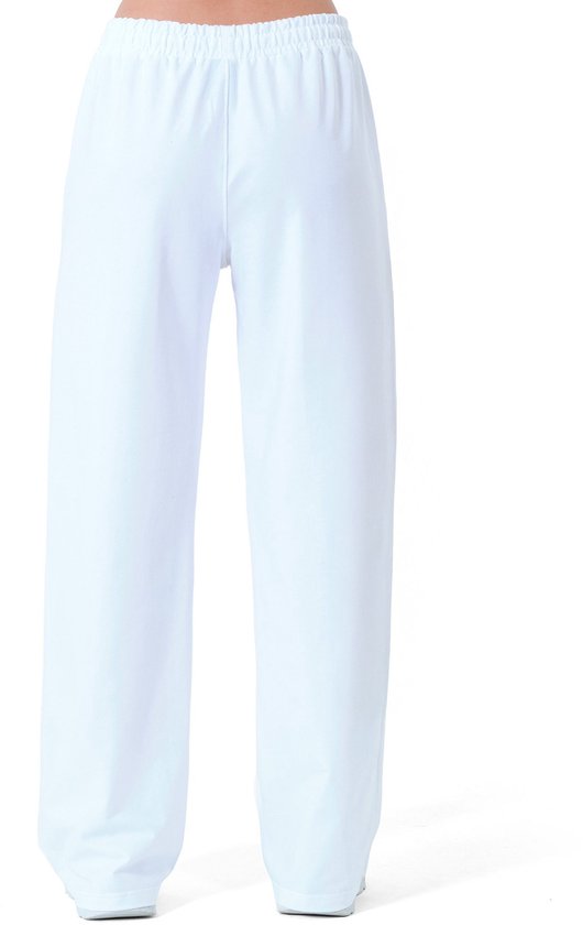 Witte joggingbroek voor dames, met elastische tailleband en wijde pijpen.