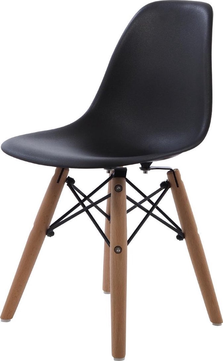 Charles Eames childrens chair. DD DSW Junior. Design