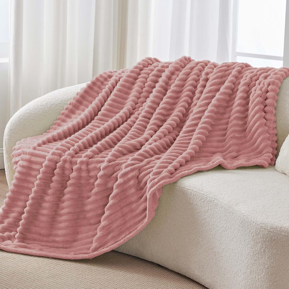 Fleece Deken - Plaid Sofa Deken - Gezelligheid Thuis - Zacht Ademend Materiaal - 150 x 200 cm - Gestreept Roze