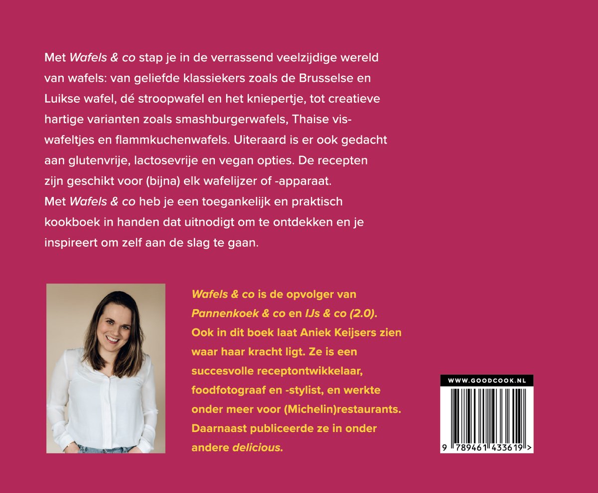 Boek 'Wafels & co' met recepten, op de achtergrond een portret van auteur Aniek Keijsers.
