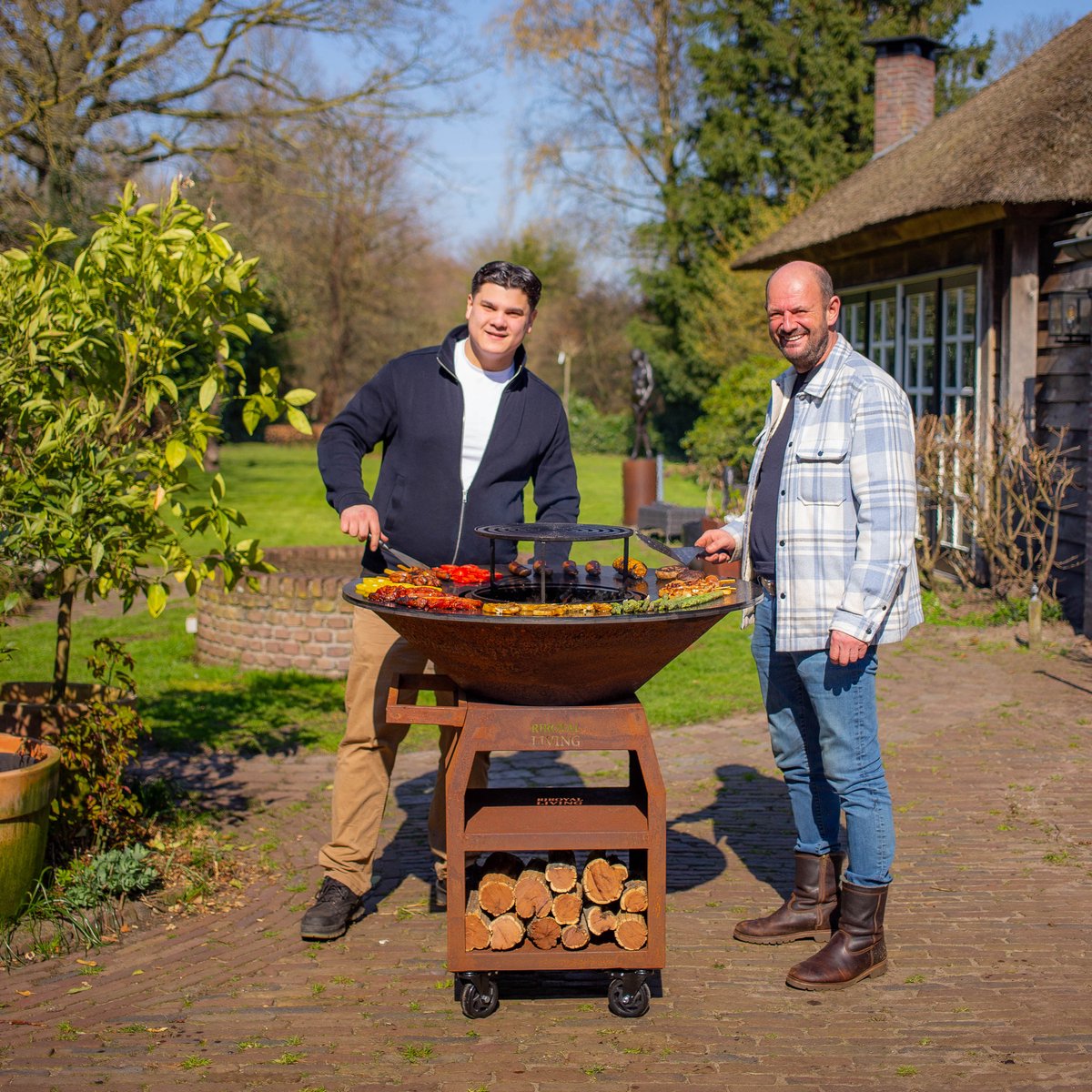 RJRoyal Living BBQ Plancha Grill Maestro XXXL Ø100cm - Product - €899,00