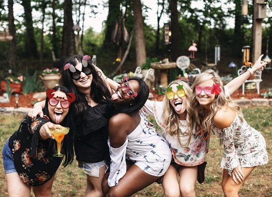 9 paar Hawaii zonnebrillen voor feest en zomer — afbeelding 4