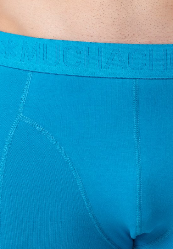 Helderblauwe Muchachomalo boxershort met subtiele logoband en stiksels.
