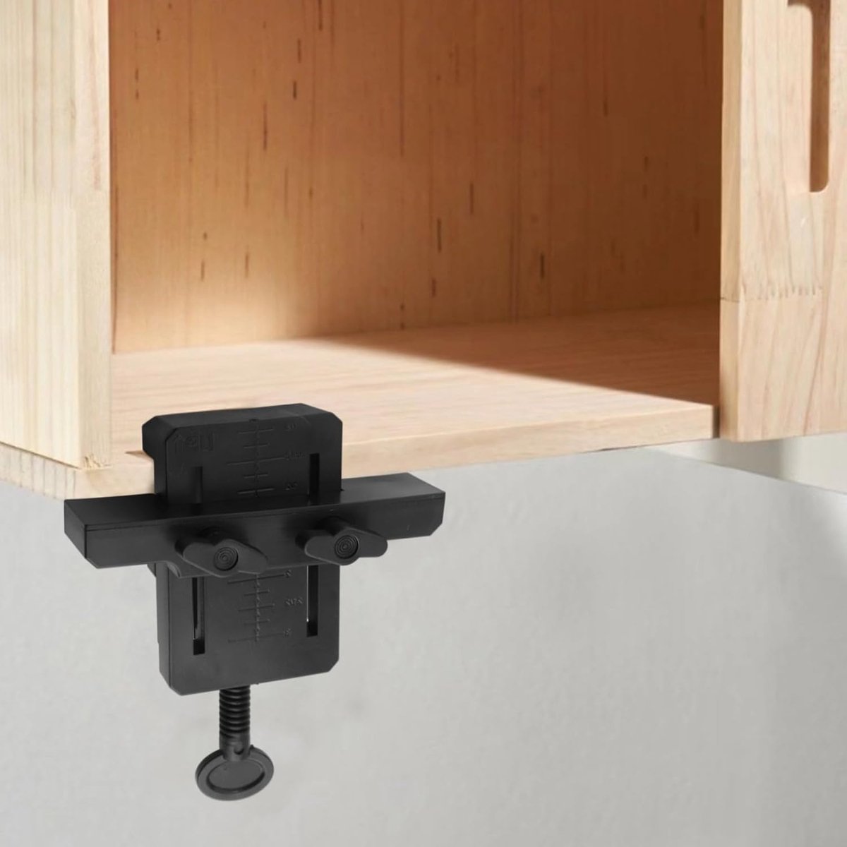 Verstelbare Kabinet Hardware Jig voor Eenvoudige Installatie van Kastdeuren
