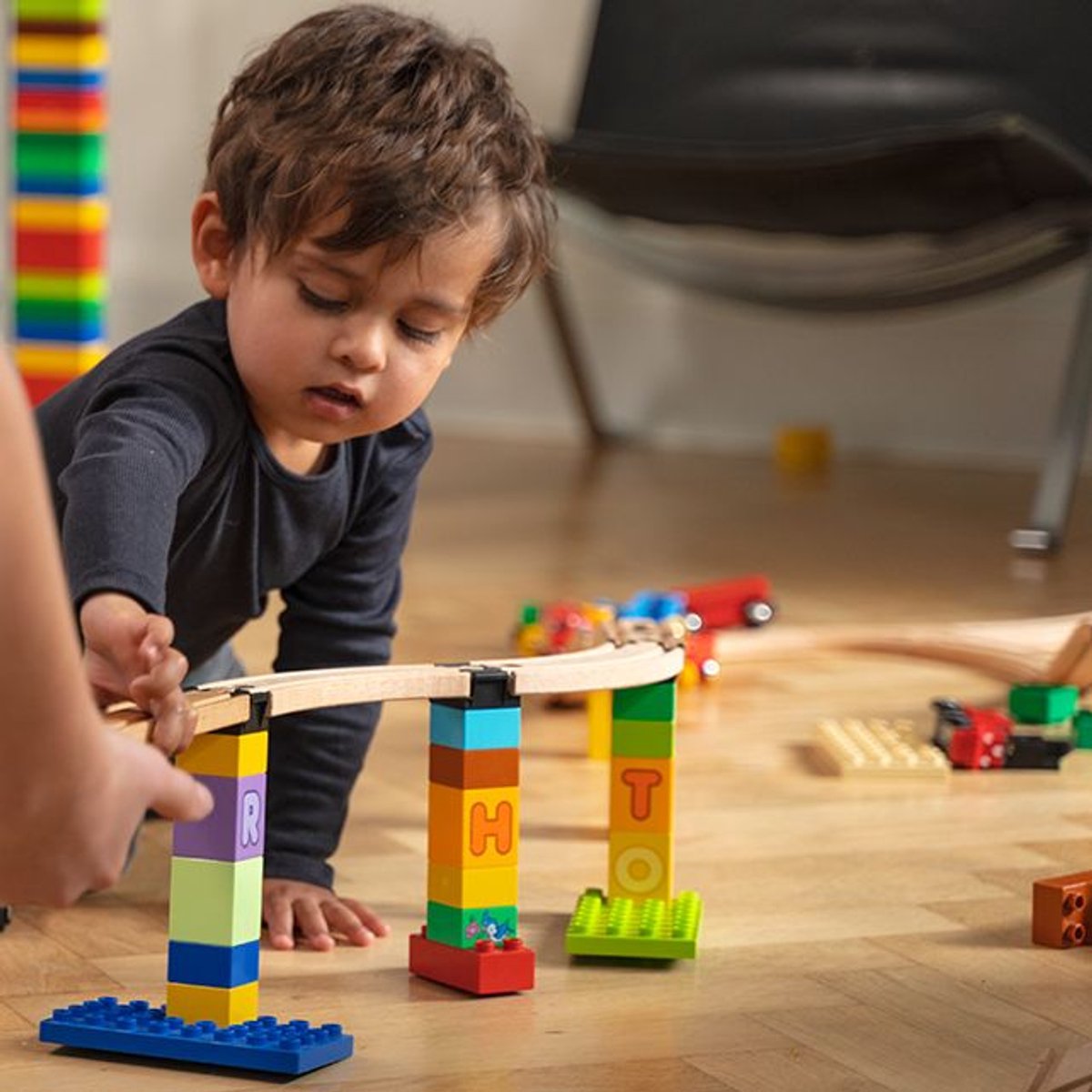 Toy2 Builder Set XL - 44 Brio Duplo Adapters - Treinbaanonderdelen - Houten Treinbaan - geschikt voor LEGO DUPLO©, HUBELINO, Bandits & Angels, BioBuddi, Hape, BRIO©, IKEA — afbeelding 6