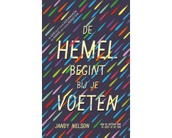 Omslag van De hemel begint bij je voeten